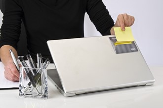 POST-IT® Z-notes dispenser+ 1 blokk