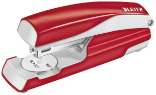 Stiftemaskin LEITZ 5502 30 ark rød
